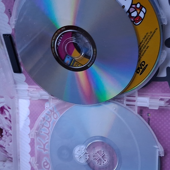 Hello Kitty 5 DVD Collection - Picture 5 of 5